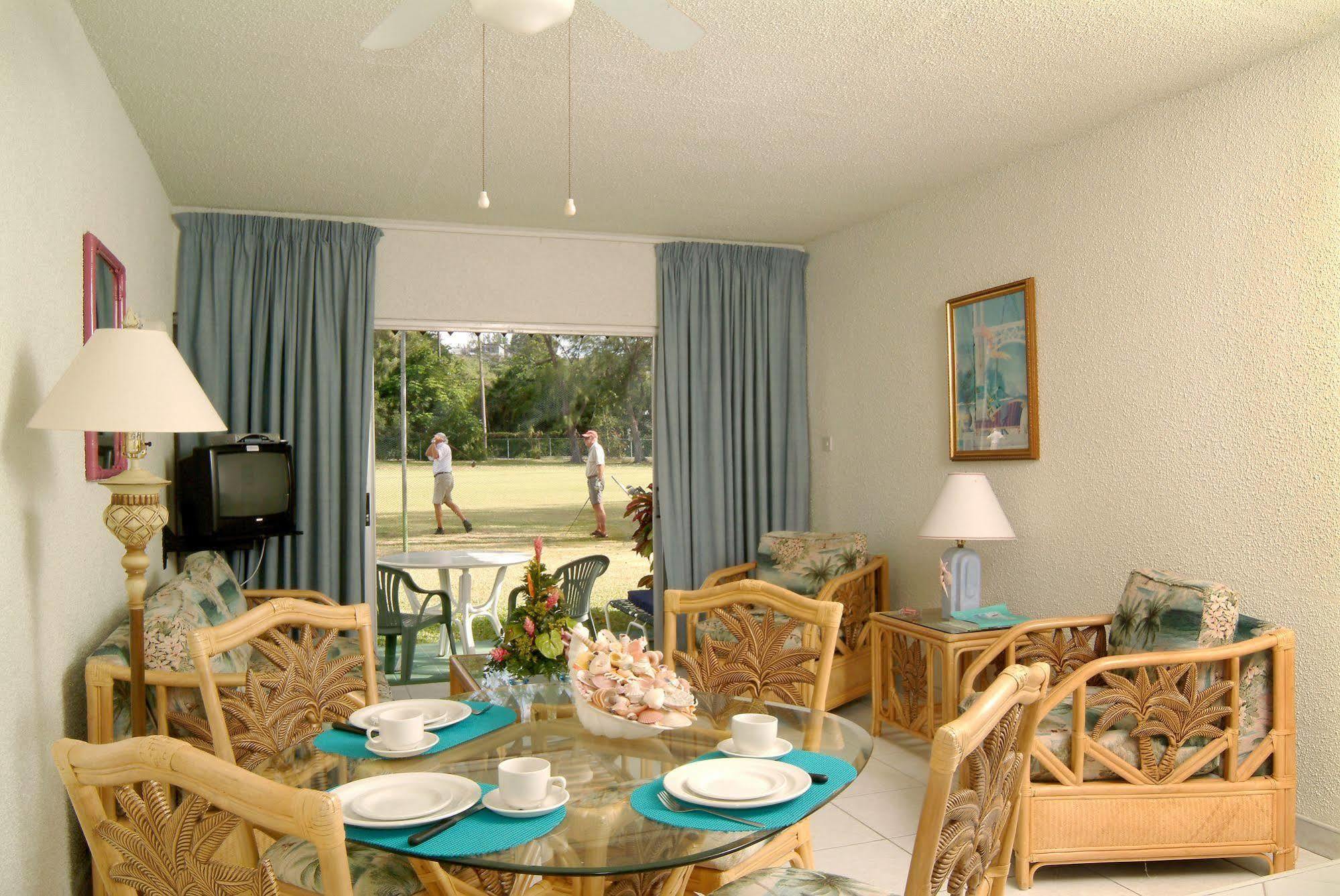 شقة Plum Tree Club كرايست تشيرش الغرفة الصورة